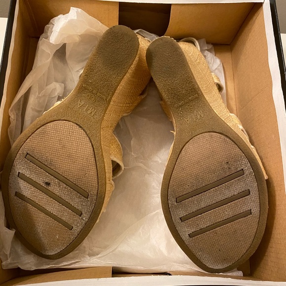 MIA Wedge Sandal - Picture 3 of 3